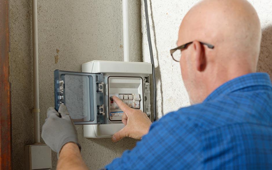électricien urgence Paris 12